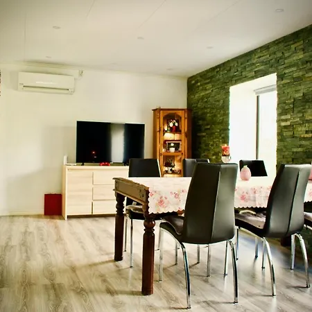 ホームステイ Transylvania House *