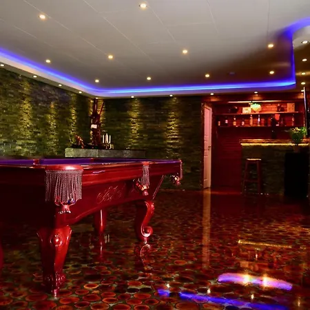 ホームステイ Transylvania House